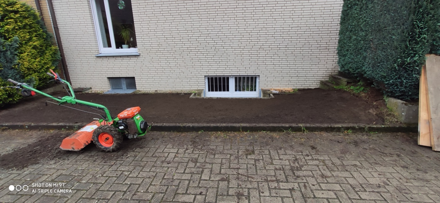 Rollrasen verlegt — Foto 13