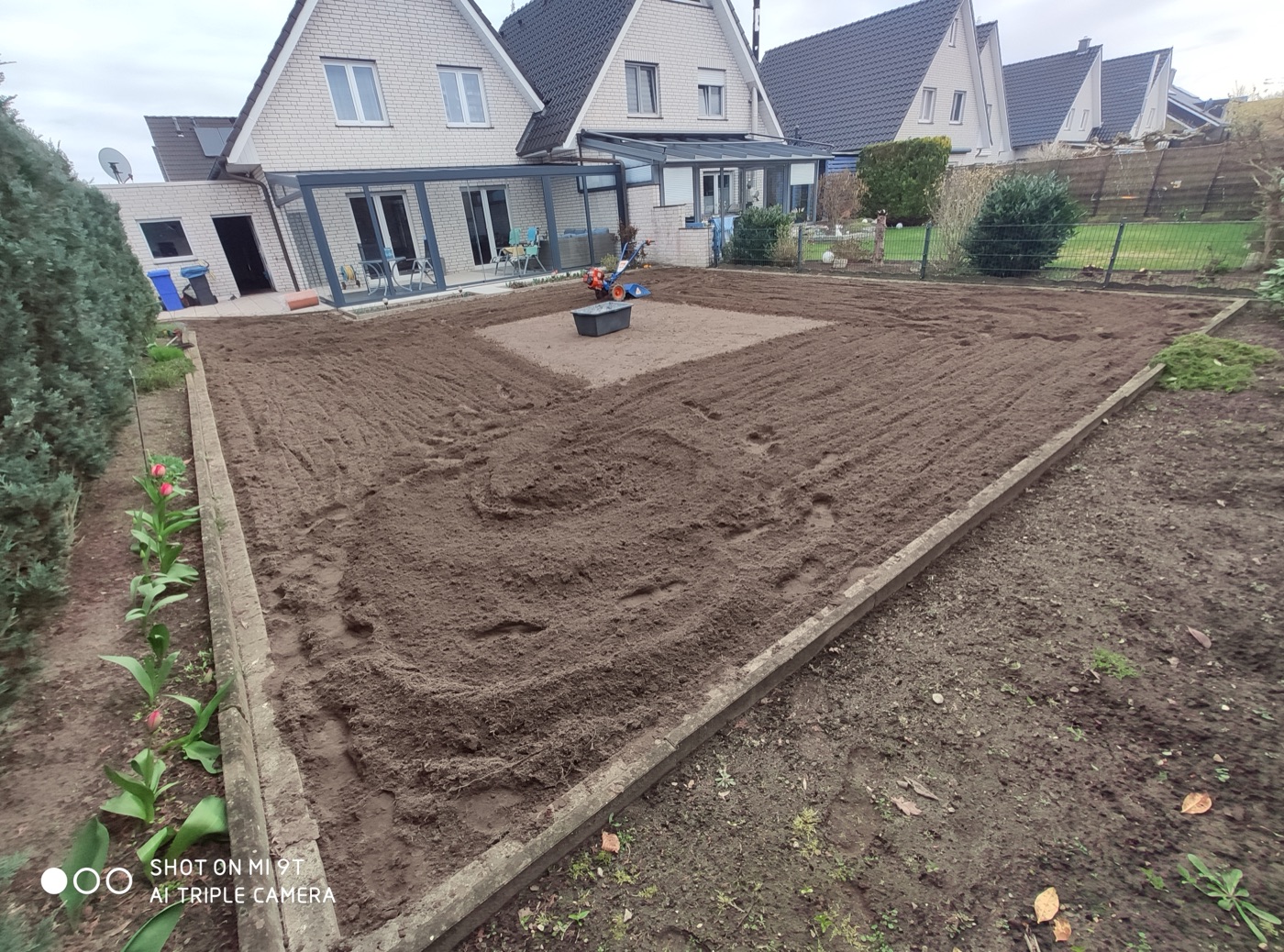 Rollrasen verlegt — Foto 68